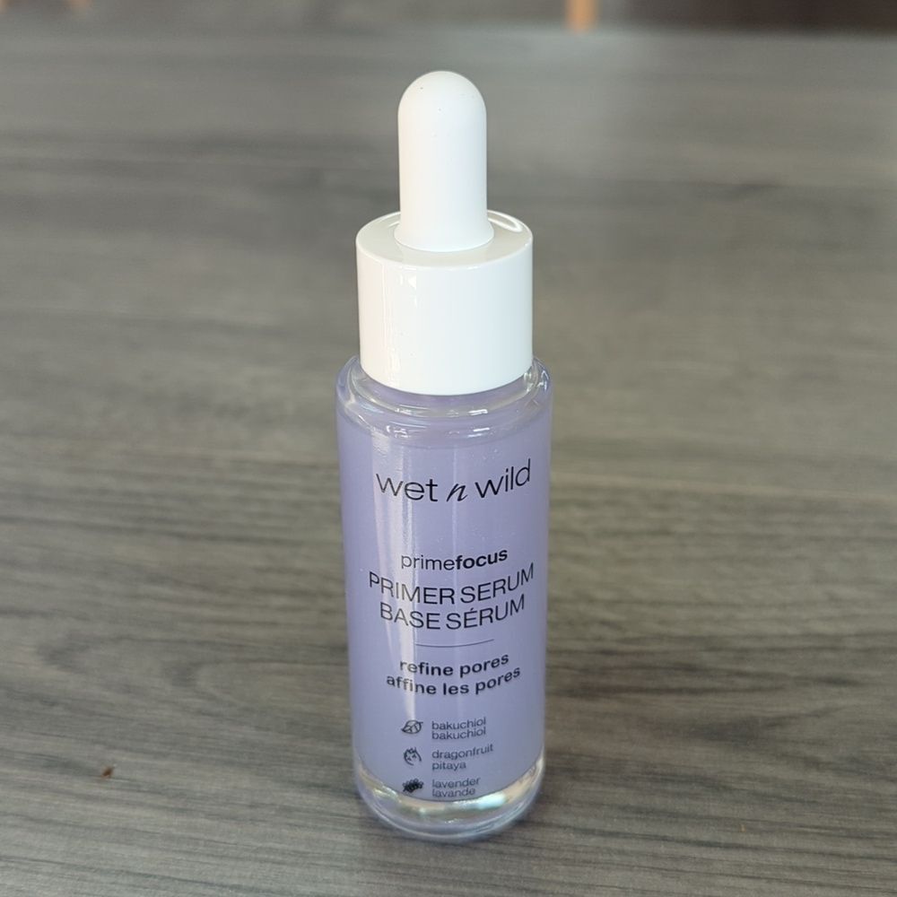 wet n wild Lavender Primefocus Primer Serum Pores Refiner